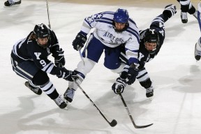2026世界杯官网-足篮跨界大乱斗，曼联葡超制胜，塞维利亚备战全明星，凯恩70号激战G2分钟